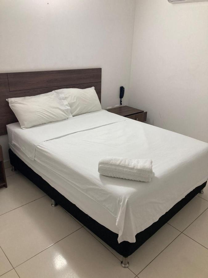 Hotel Hih Brisas De La Sierra ซันตามาร์ตา ภายนอก รูปภาพ