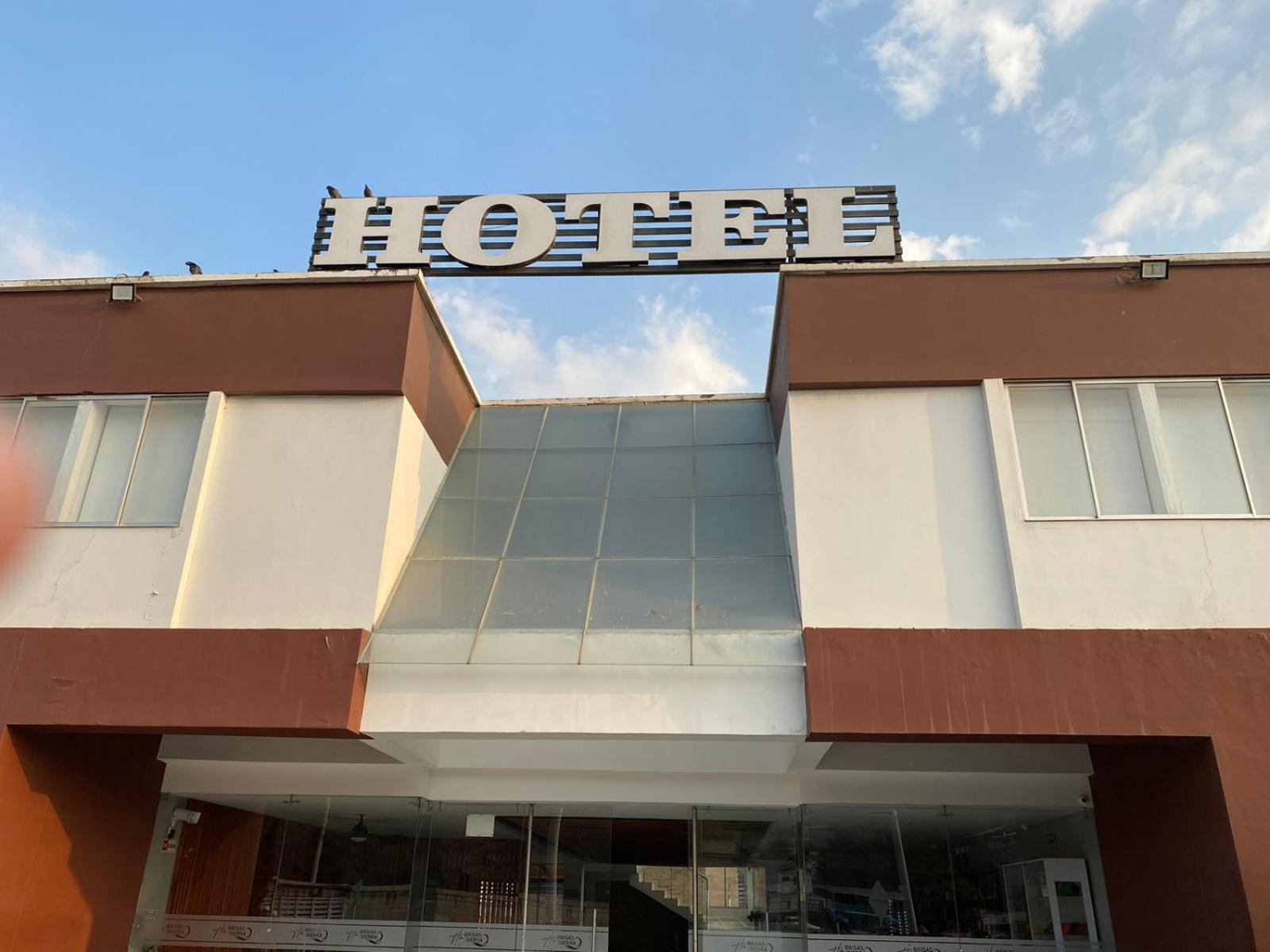 Hotel Hih Brisas De La Sierra ซันตามาร์ตา ภายนอก รูปภาพ